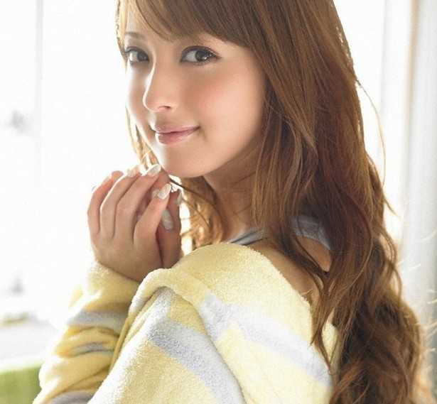 2022最新女生嬌媚長發燙發發型