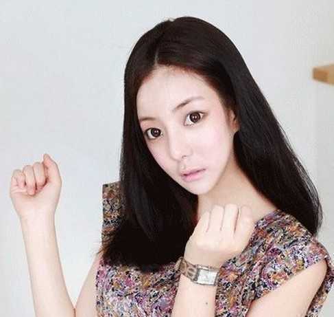人氣女學生青春純美中長發發型