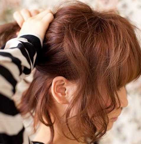 短卷發(fā)的扎發(fā)技巧可愛、甜美