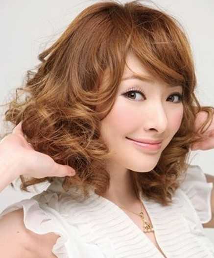 濃郁的復(fù)古風(fēng)來襲！復(fù)古短卷發(fā)發(fā)型