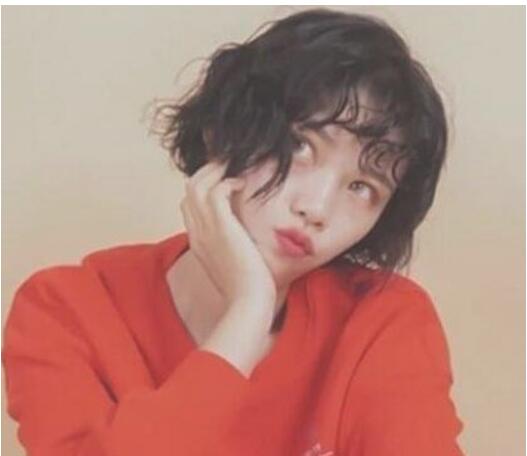 港式復古卷發如何打理迷人