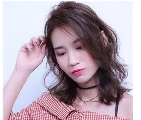 及肩發型怎么卷好看