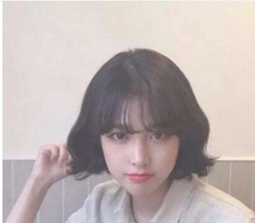 抖音比較火的短發發型