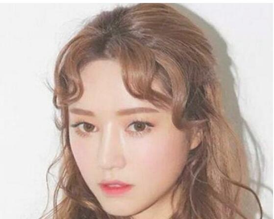 抖音比較火的短發發型