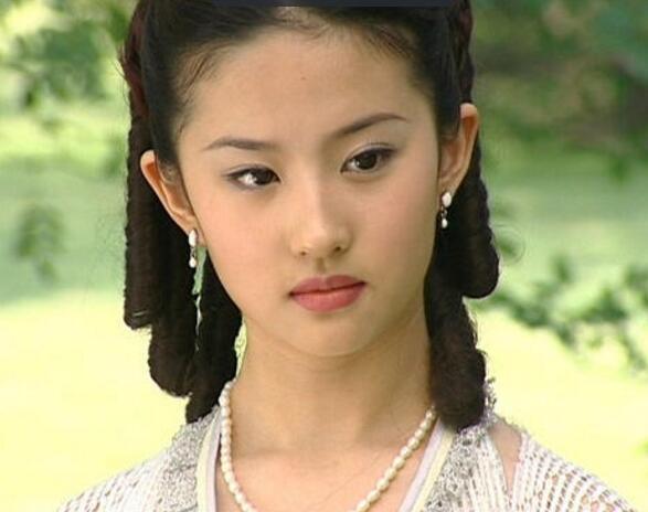 油條卷發(fā)型怎么燙女生油條卷發(fā)型圖片大全