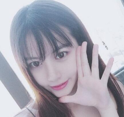 適合校園風的薄劉海發型一起看看薄劉海如何扎好看