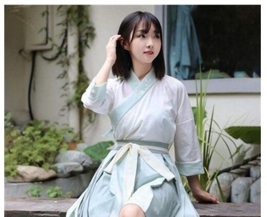 簡單漢服短發(fā)發(fā)型圖片