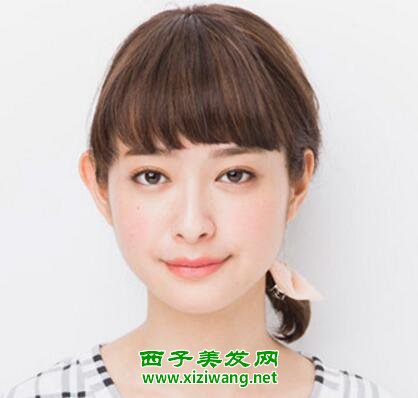 女生齊劉海直發(fā)發(fā)型扎法甜美減齡感覺女生最愛