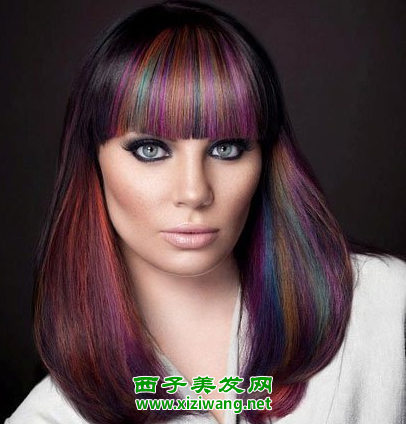 女生沙宣長(zhǎng)發(fā)直發(fā)型圖片絕對(duì)洋氣個(gè)性的直發(fā)造型