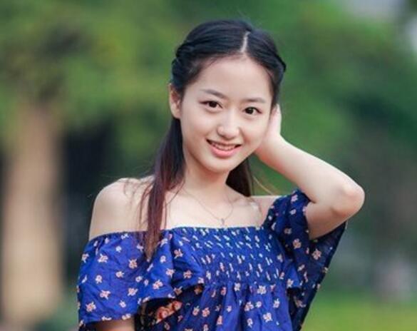 過肩短發(fā)怎么扎好看女生過肩短發(fā)發(fā)型圖片效果圖