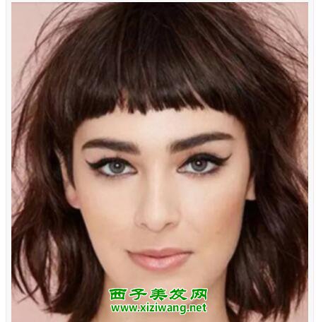 不規則的狗啃劉海發型示范狗啃劉海如何打理好看