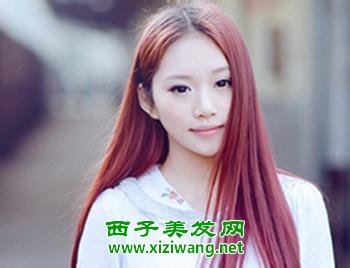 韓式齊發(fā)尾短發(fā)直發(fā)造型圓潤(rùn)又輕盈的直發(fā)造型