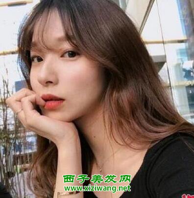 中長劉海怎么弄好看漂亮中分劉海讓你輕松變漂亮