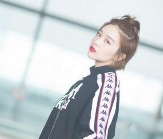 無劉海短發(fā)如何扎女生無劉海短發(fā)發(fā)型效果圖