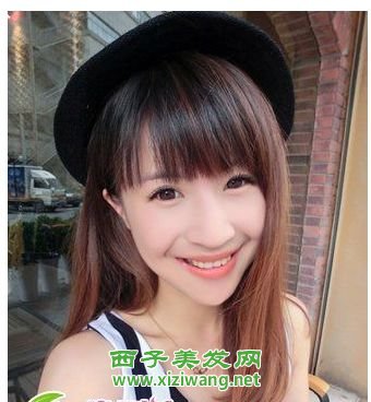 好看女生長(zhǎng)發(fā)直發(fā)發(fā)型