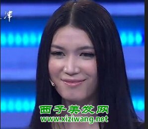 圓臉適合中分直發(fā)嗎圓臉女生中分直發(fā)造型圖