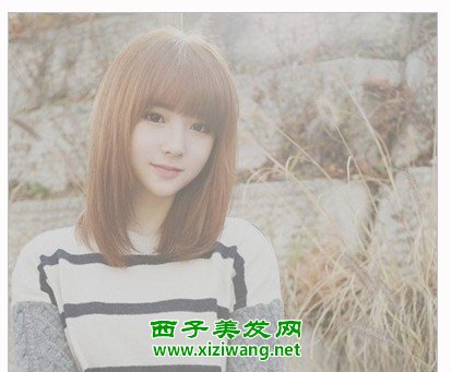女生春季好看直發(fā)發(fā)型圖片
