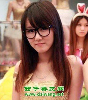 女生中長直發(fā)發(fā)型造型變優(yōu)雅時尚淑女