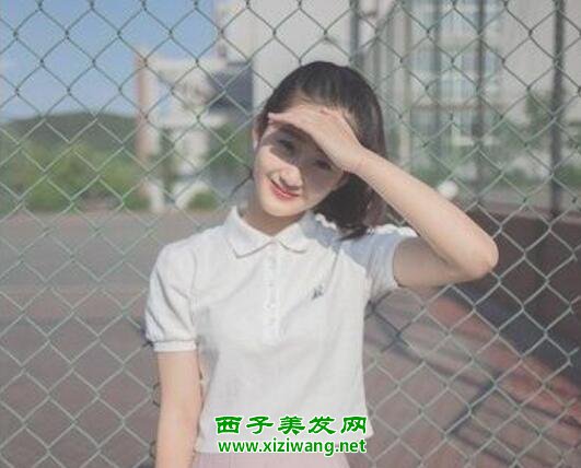 馬尾卷發如何扎好看適合學生馬尾卷發發型圖片