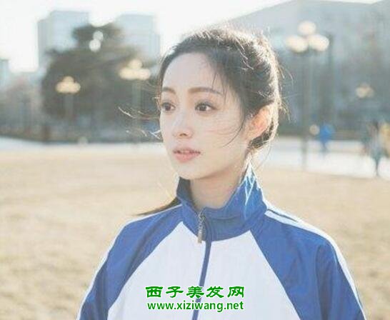 馬尾卷發如何扎好看適合學生馬尾卷發發型圖片