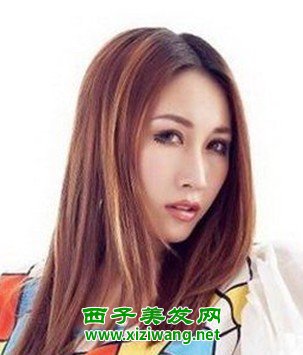 女生中分直發發型圖片演繹不同風格女生