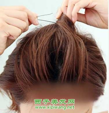 最新中短發發型扎法圖解