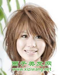 女生錫紙燙發型如何打理,來看女生錫紙燙圖片