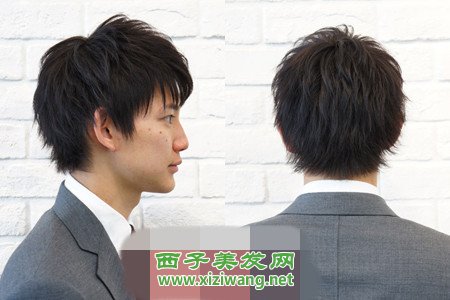 男生錫紙燙短發(fā)發(fā)型欣賞