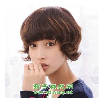 韓式短發(fā)燙發(fā)發(fā)型變成可愛(ài)女生