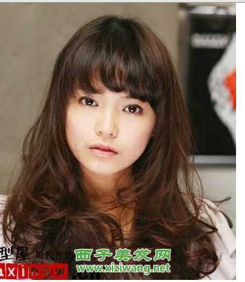 夏季女士最新燙發(fā)發(fā)型