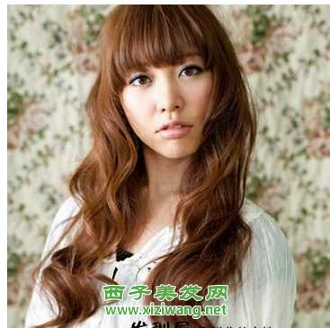 夏季女士最新燙發(fā)發(fā)型