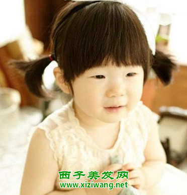 2歲寶寶超短齊劉海萌萌的很可愛(ài)