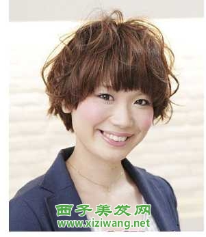 女生好看的春秋季短發發型,充滿活力時尚女孩短發