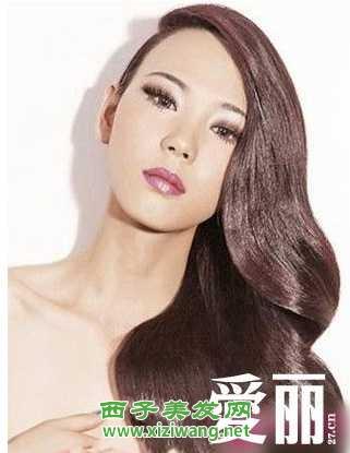 女生春季復古卷發(fā)發(fā)型圖片大全