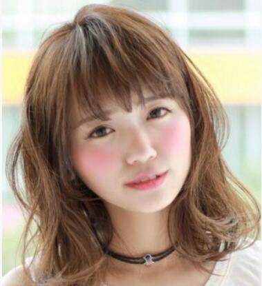 適合圓臉卷發發型圓臉女生就這樣變潮流