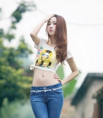 女生長頭發(fā)做什么卷發(fā)好看