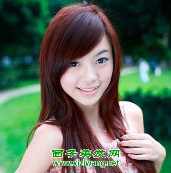 女生長發斜劉海發型圖片