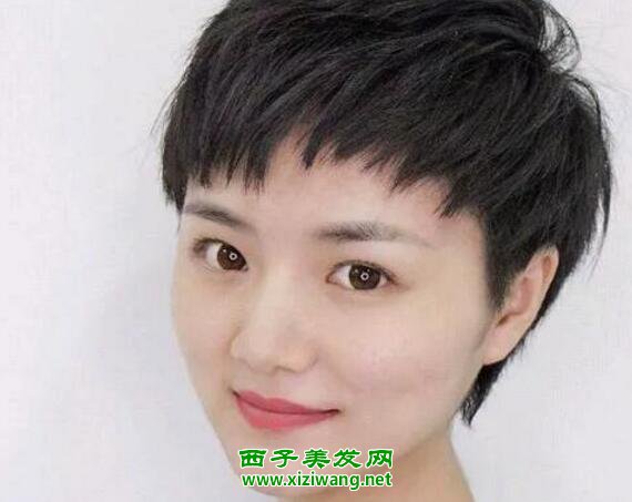 五款齊劉海短發(fā)發(fā)型圖片減齡又可愛的女生短發(fā)洋氣十足