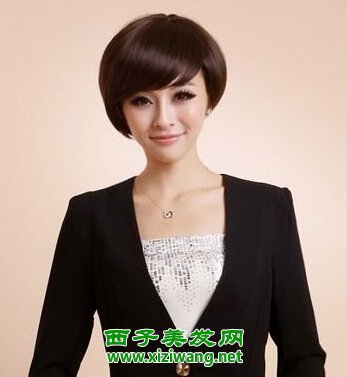 圓臉女生好看的劉海發型圖片
