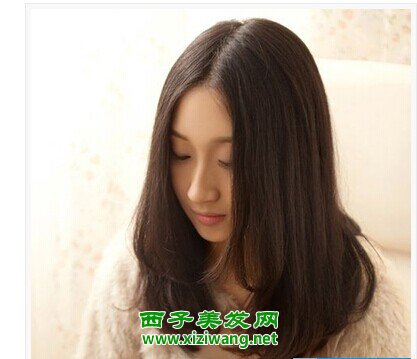 蘋果臉女生中分劉海發型圖片
