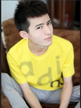 潮男桃心形劉海發(fā)型造型要的就是個性