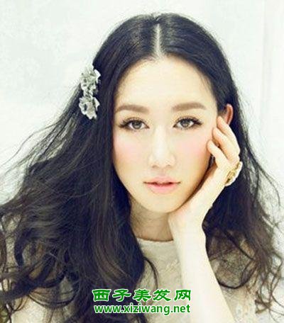 胖臉女生適合燙什么發型