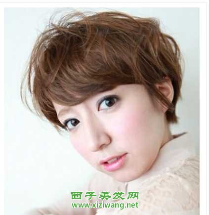 適合頭發(fā)少的短發(fā)型