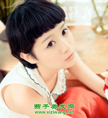 短發(fā)蘑菇頭燙發(fā)發(fā)型圖片可愛氣質(zhì)輕松打造