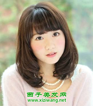 女生中長微卷發(fā)圖片成熟淑女味道就這樣打造