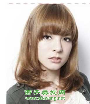 今年流行短發型變成魅力女性