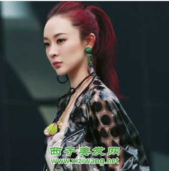 2022女士最新長卷發發型