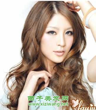 2022年最新流行女生卷發發型