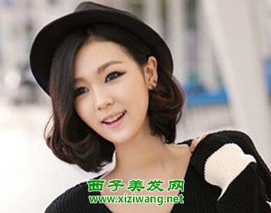 2022女生最流行燙發發型圖片