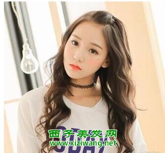 適合小個子女生卷發發型給你增加小蘿莉感覺